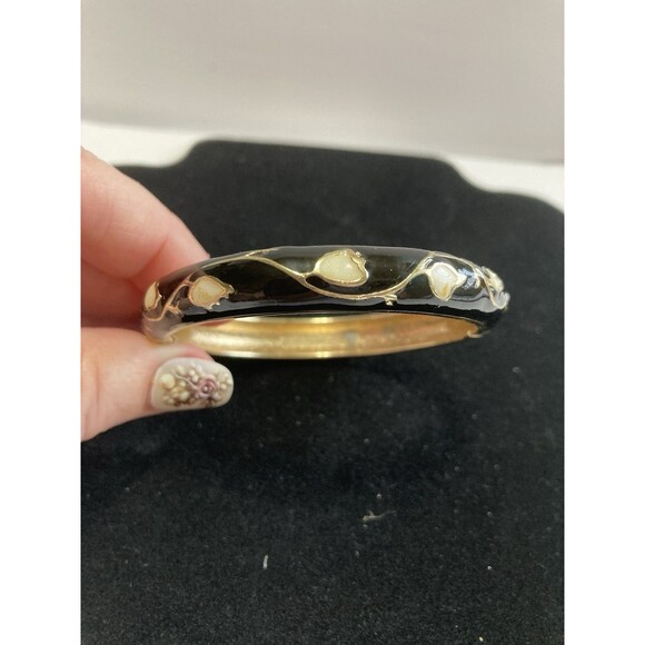 Black And White Gold Tone Statement Enamel Bangle Cuff Bracelet - Picture 2 of 6